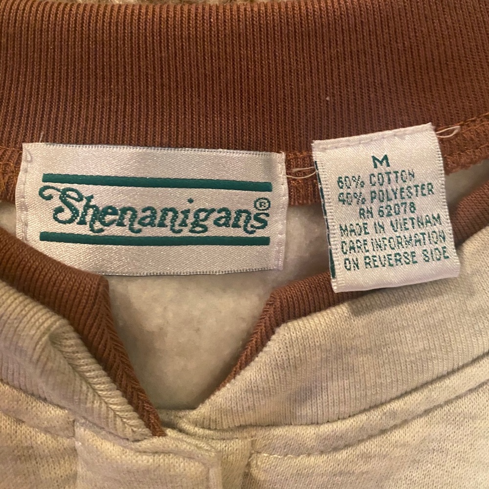 Woman’s Jacket - Picture 6 of 6